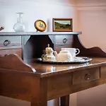 Hibiscus Oda ve Kahvaltı 4*