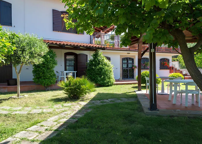 Hibiscus Nocleg ze śniadaniem Agropoli